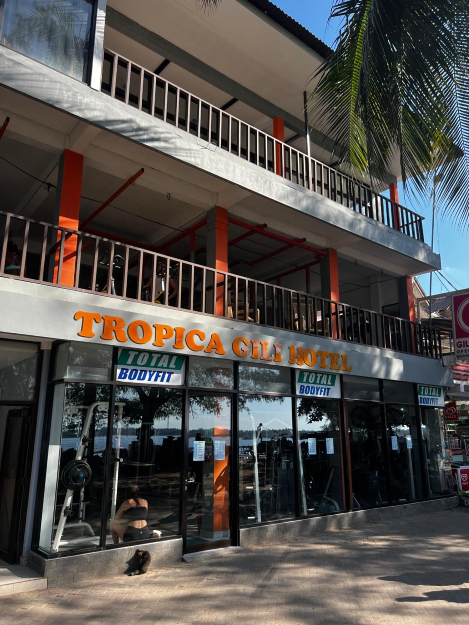 Tropica Gili Total Body Fit - Free Access Gym And Coworking Space Gili Trawangan Luaran gambar