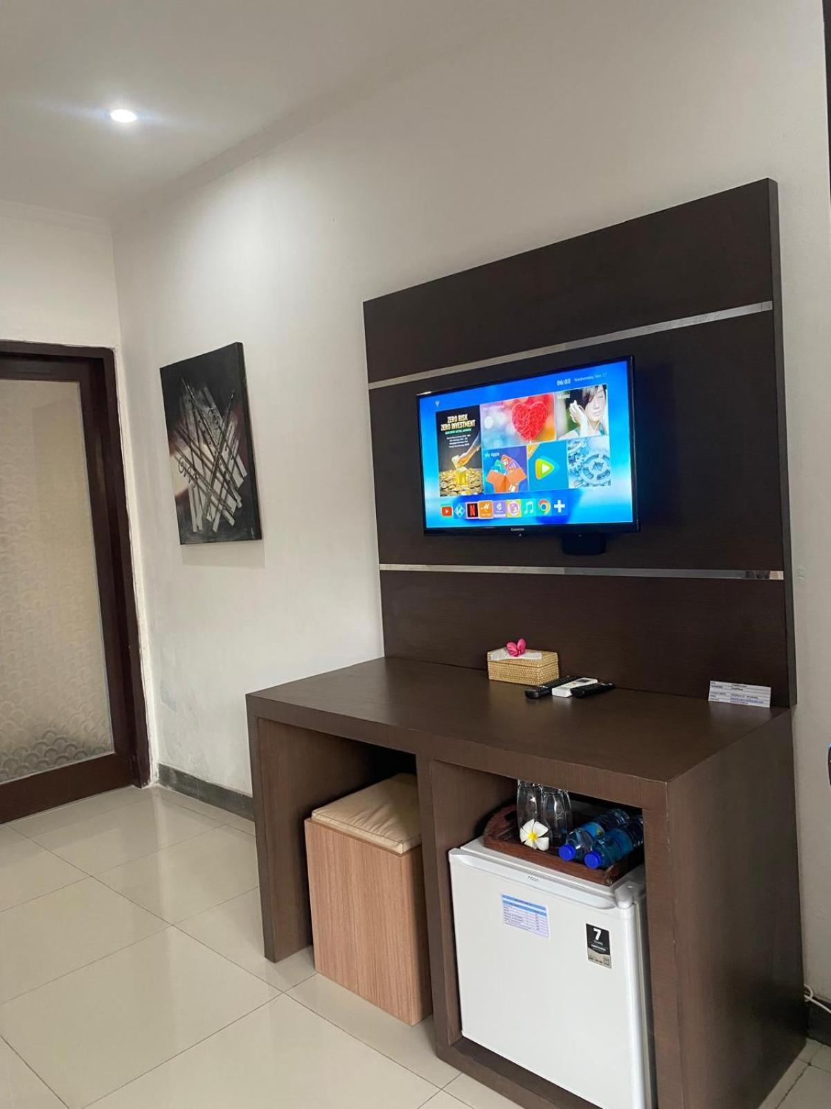 Tropica Gili Total Body Fit - Free Access Gym And Coworking Space Gili Trawangan Luaran gambar