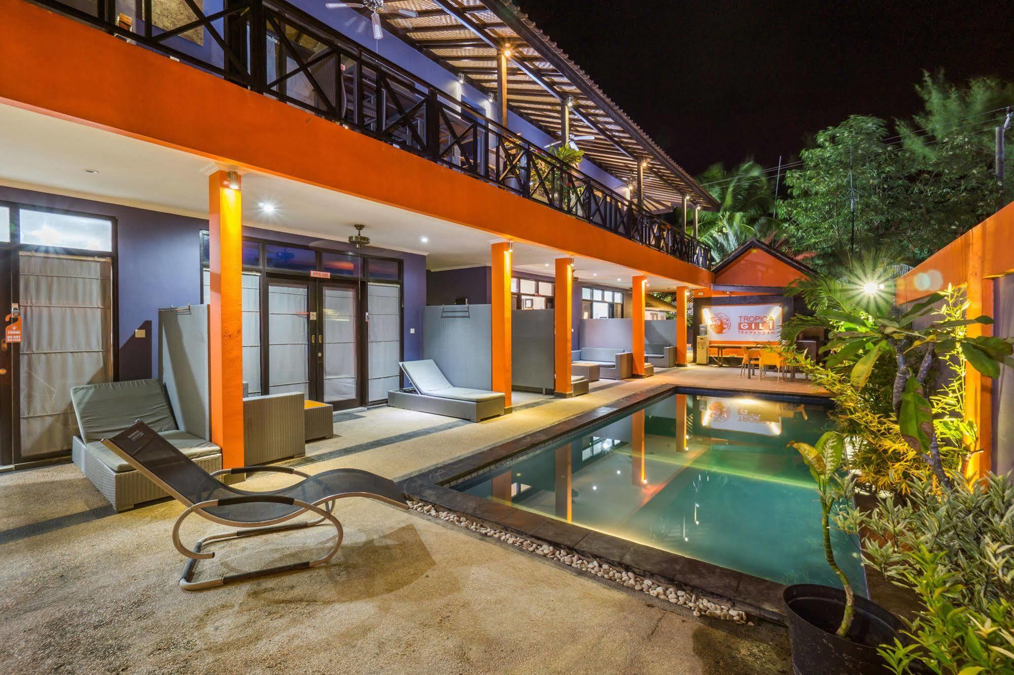 Tropica Gili Total Body Fit - Free Access Gym And Coworking Space Gili Trawangan Luaran gambar