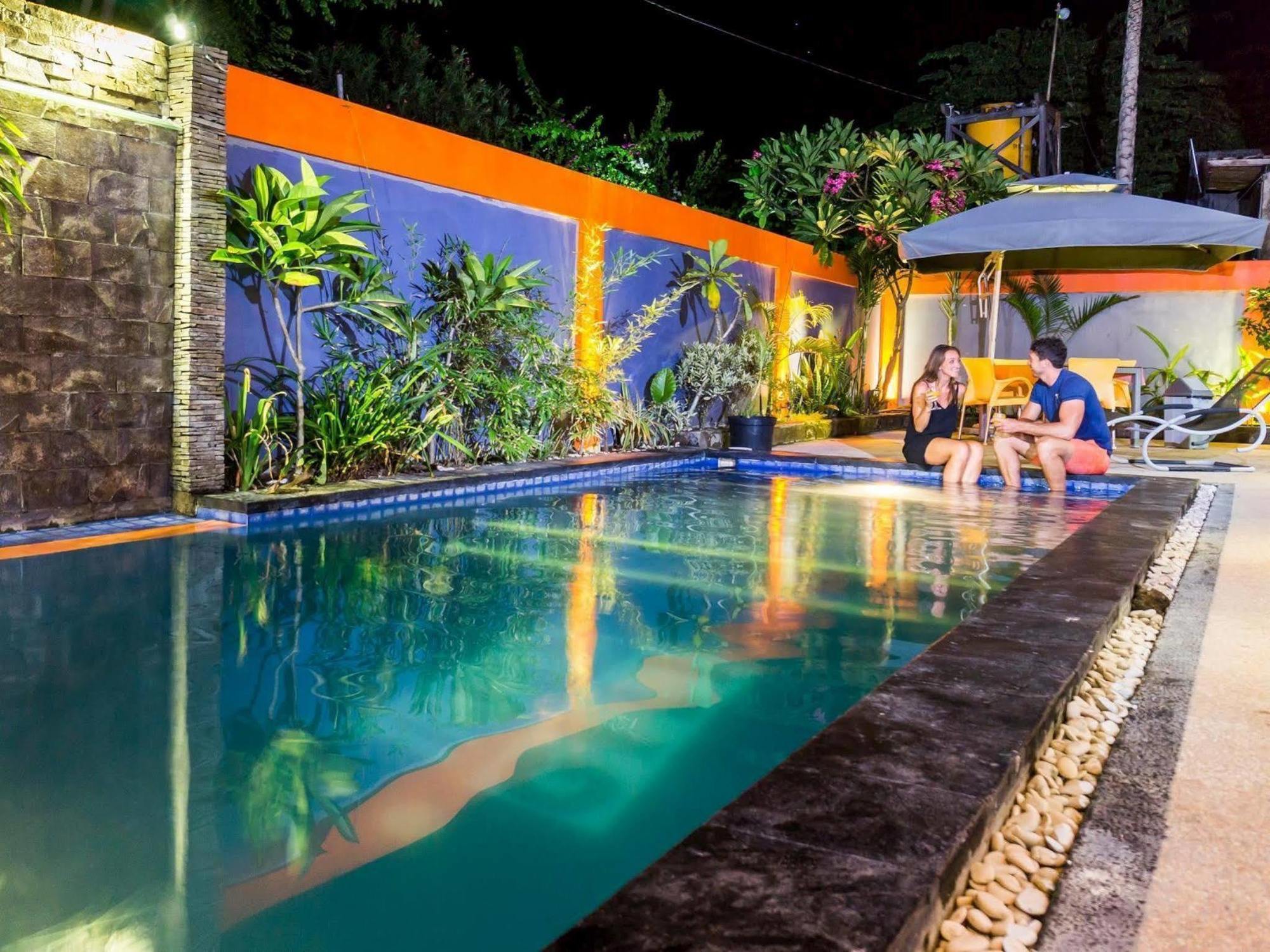 Tropica Gili Total Body Fit - Free Access Gym And Coworking Space Gili Trawangan Luaran gambar