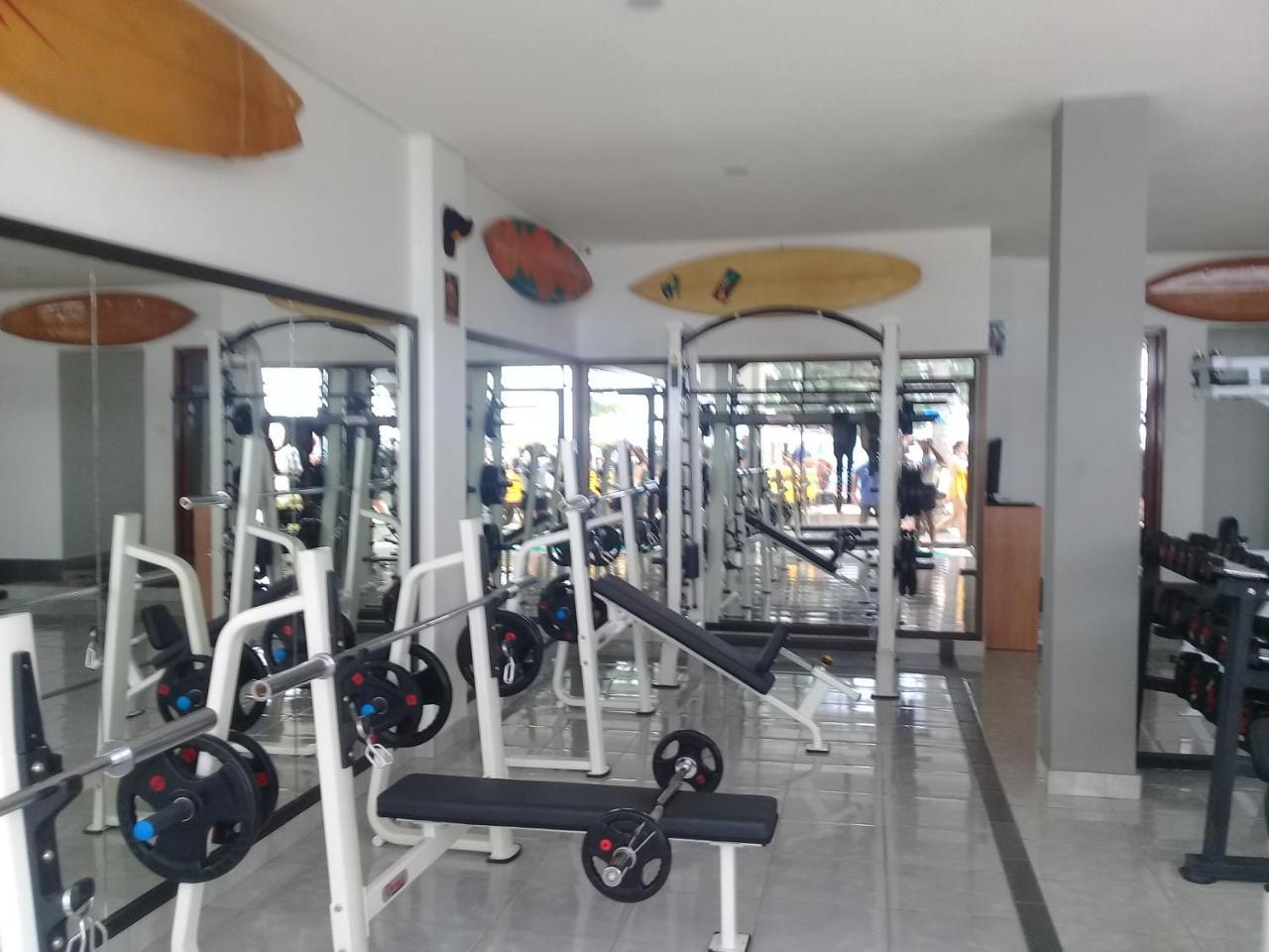 Tropica Gili Total Body Fit - Free Access Gym And Coworking Space Gili Trawangan Luaran gambar