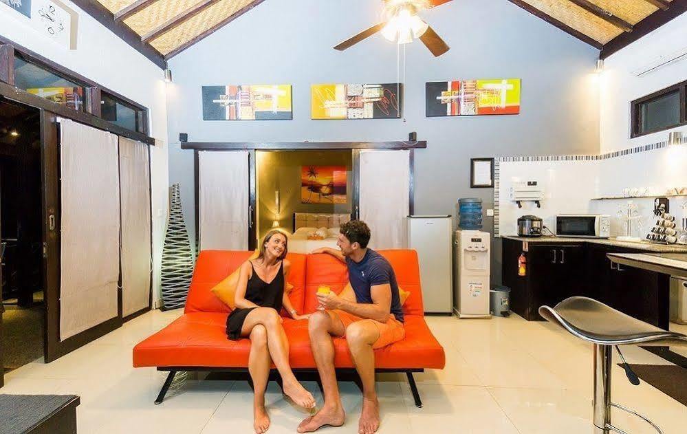 Tropica Gili Total Body Fit - Free Access Gym And Coworking Space Gili Trawangan Luaran gambar