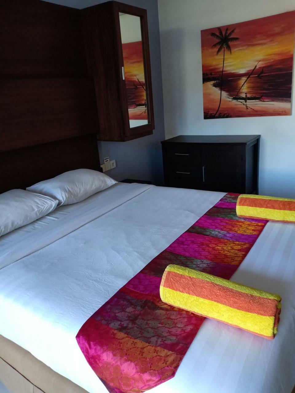 Tropica Gili Total Body Fit - Free Access Gym And Coworking Space Gili Trawangan Luaran gambar